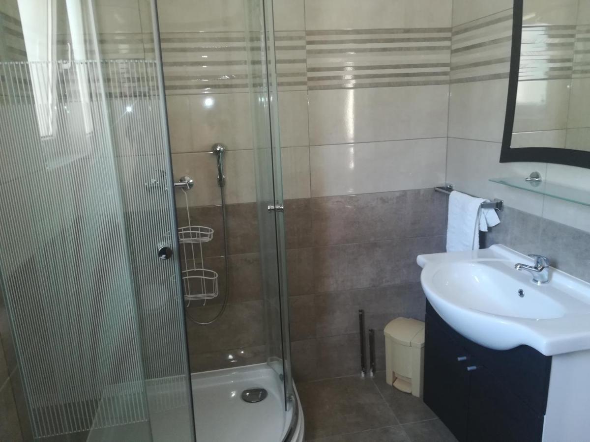 Apartments Ivanka Стон Екстер'єр фото